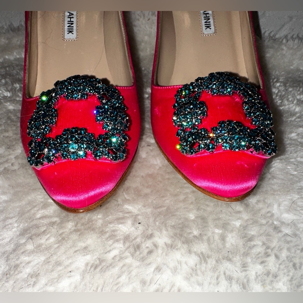 Manolo Blahnik Hangisi 105mm Embellished Pink Satin Pump Size 37 - Picture 11 of 12